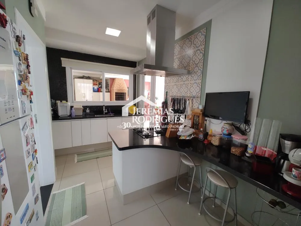 Casa com 3 quartos, 252 m²- Condomínio Campos do Conde Chamboard - Tremembé/SP