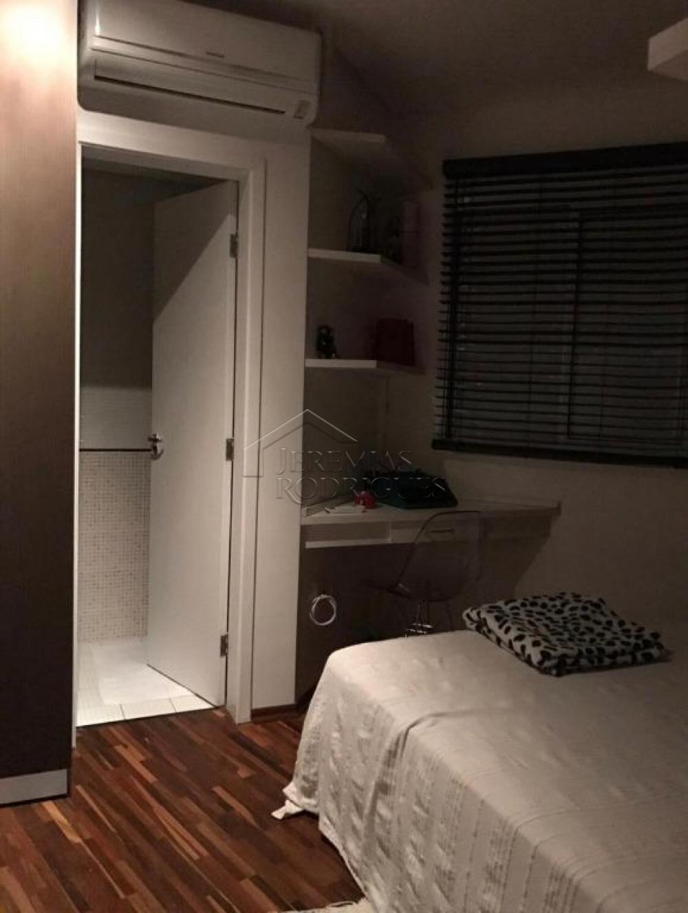 Apartamento com 3 dormitórios, 126 m² - Edifício Village Towers - Taubaté/SP.