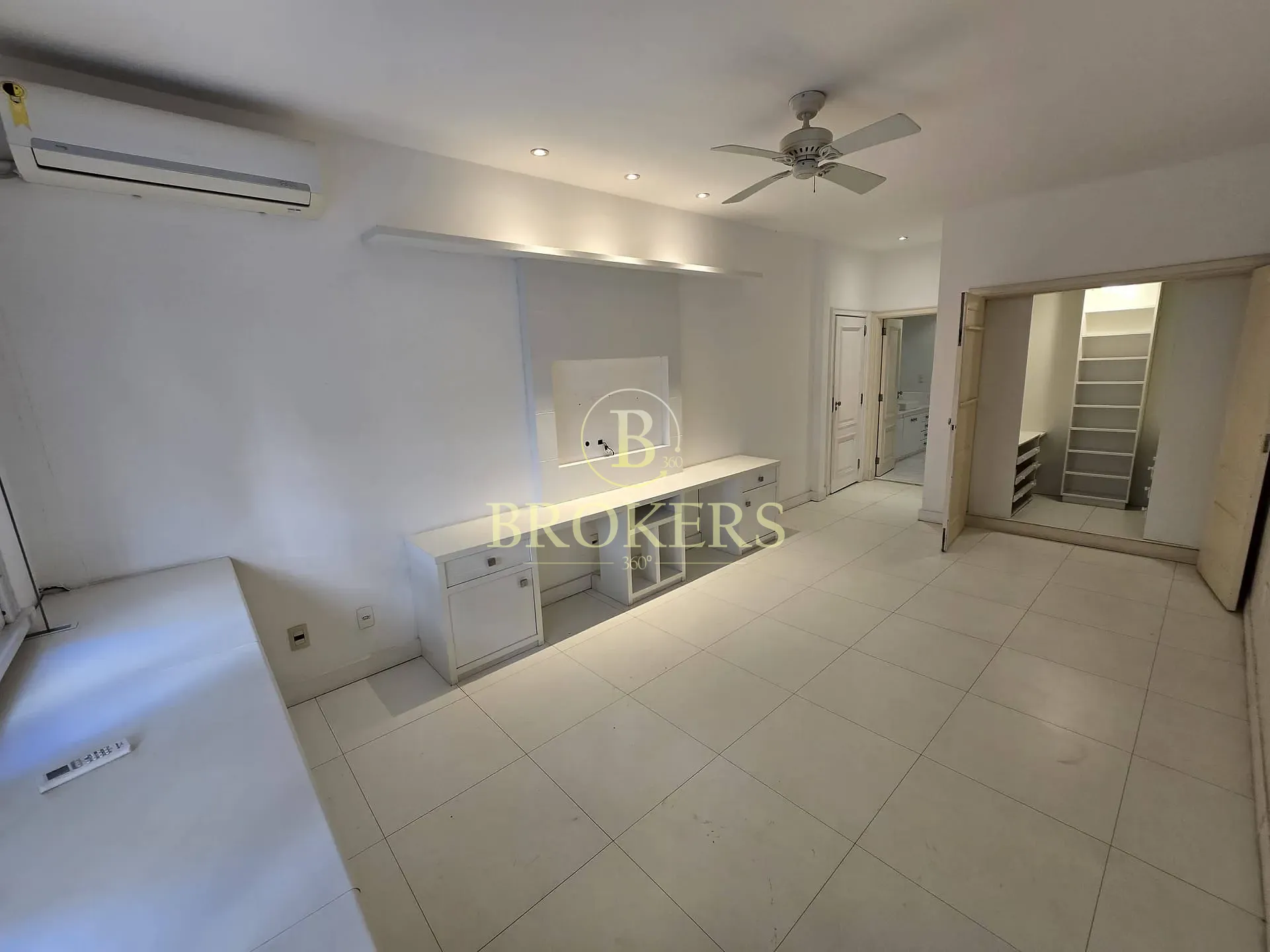 Apartamento garden à venda, Praia do Flamengo, varanda interna, salão em múltiplos ambientes, 3 qua