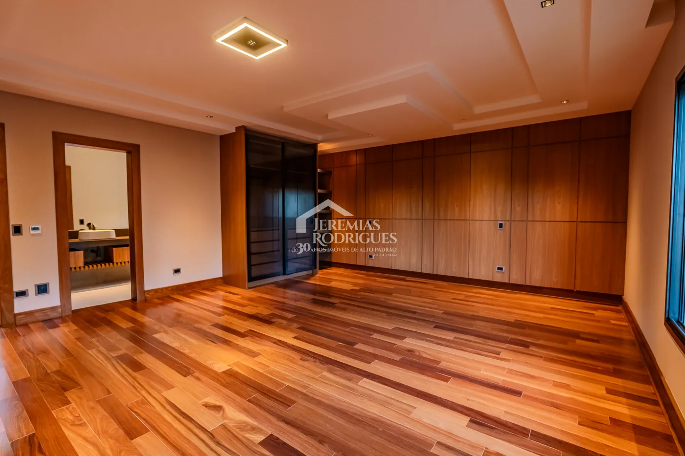 Casa de 2727 m² à venda por R$ 15.000.000,00 - Campos do Jordão/SP