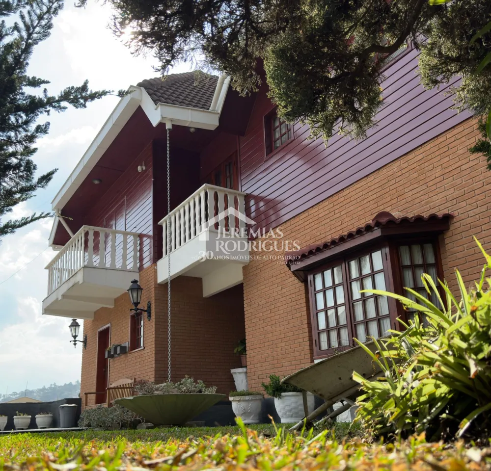 Casa com 4 suítes, 350 m² -  Vila Francalanza - Campos do Jordão/SP.