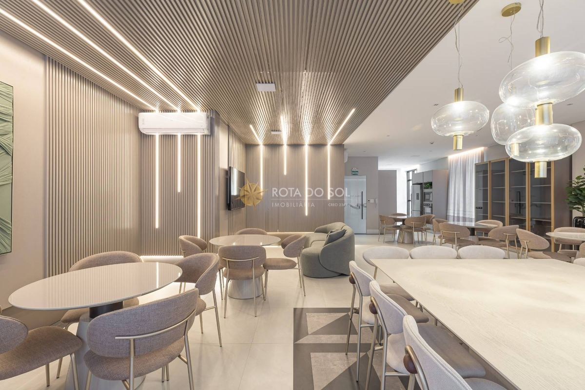Residencial Villa Aurora Apartamento 3 Suítes e 2 Vagas em Meia Praia Itapema SC