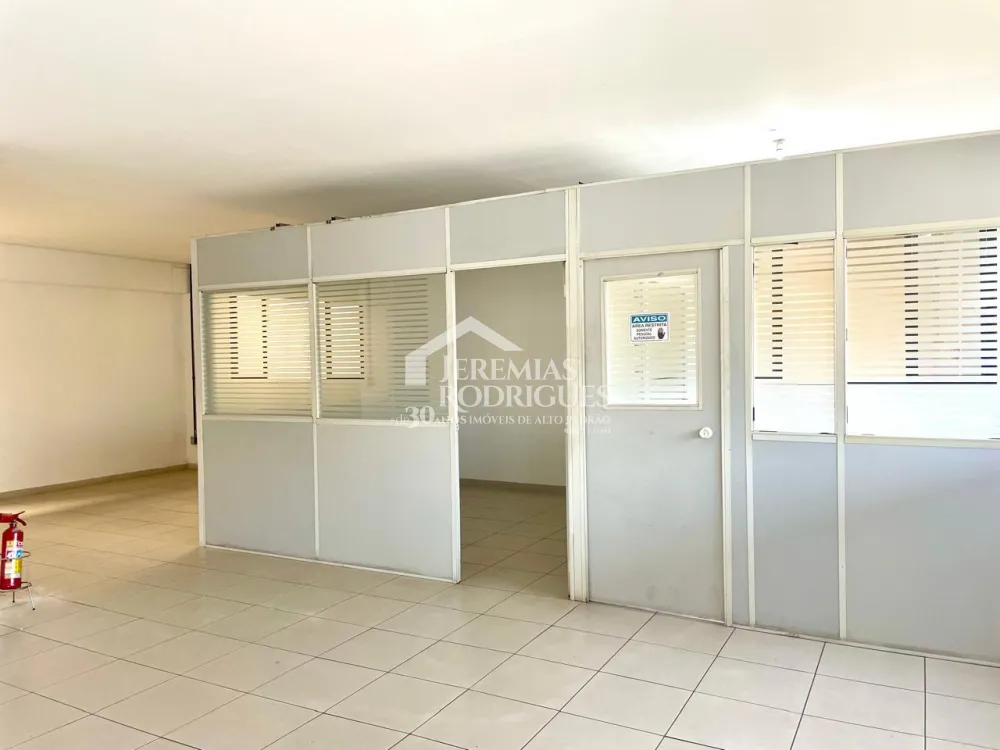 Galpão com 4.800 m² - Jardim Independência - Taubaté/SP.