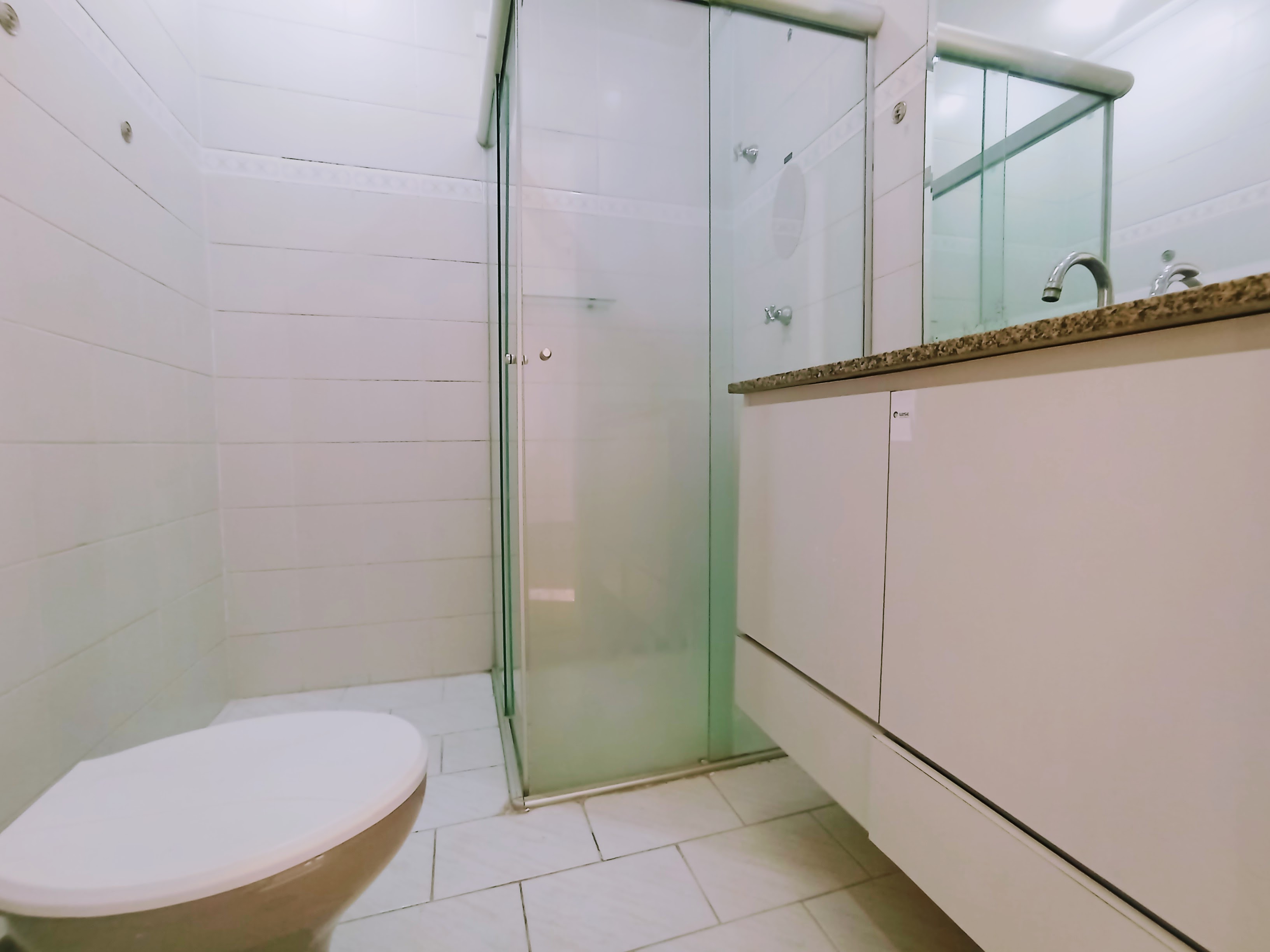 Cobertura à venda com 3 dormitórios, 125 m² no Edifício Michel Abud em Taubaté/SP.