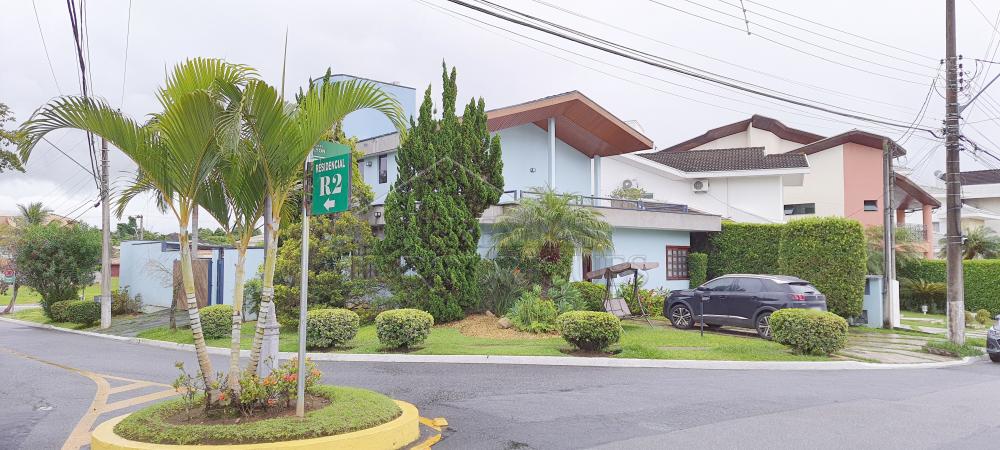 Casa à venda por R$ 2.000.000,00 - Taubaté/SP