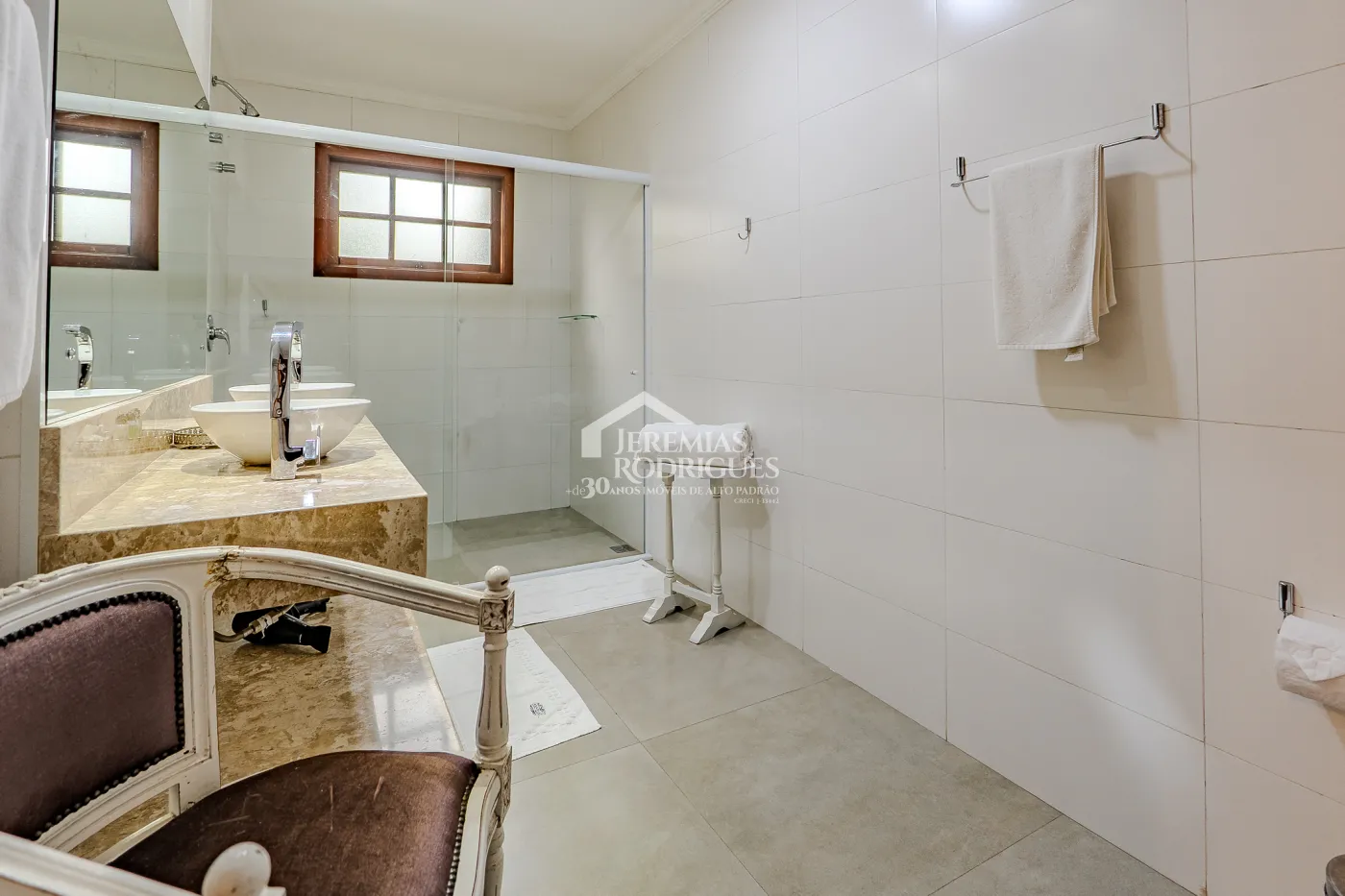 Pousada à venda com Exclusividade com 14 suítes no Casablanca Hotel Boutique em Campos do Jordão/SP