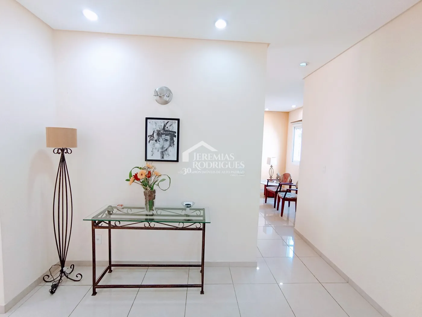 Casa à venda com 4 dormitórios no Condomínio Village Paineiras em Pindamonhangaba/SP