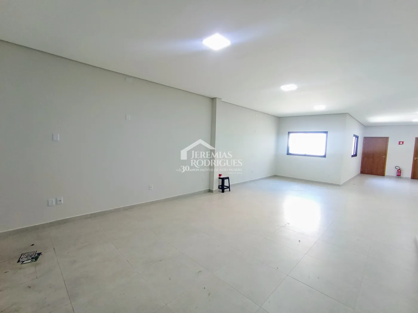Ponto comercial para locação com 106 m² no Centro em Taubaté/SP