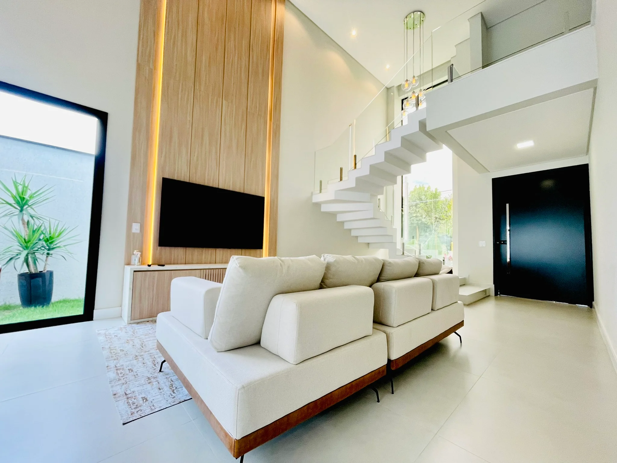 Casa à venda com 4 dormitórios no Condomínio Cyrela Landscape em Taubaté/SP. 