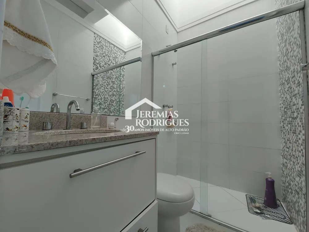 Casa com 3 quartos, 252 m²- Condomínio Campos do Conde Chamboard - Tremembé/SP