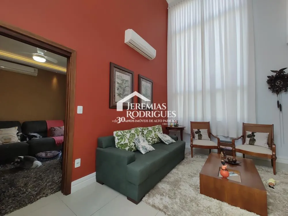 Casa com 3 quartos, 252 m²- Condomínio Campos do Conde Chamboard - Tremembé/SP