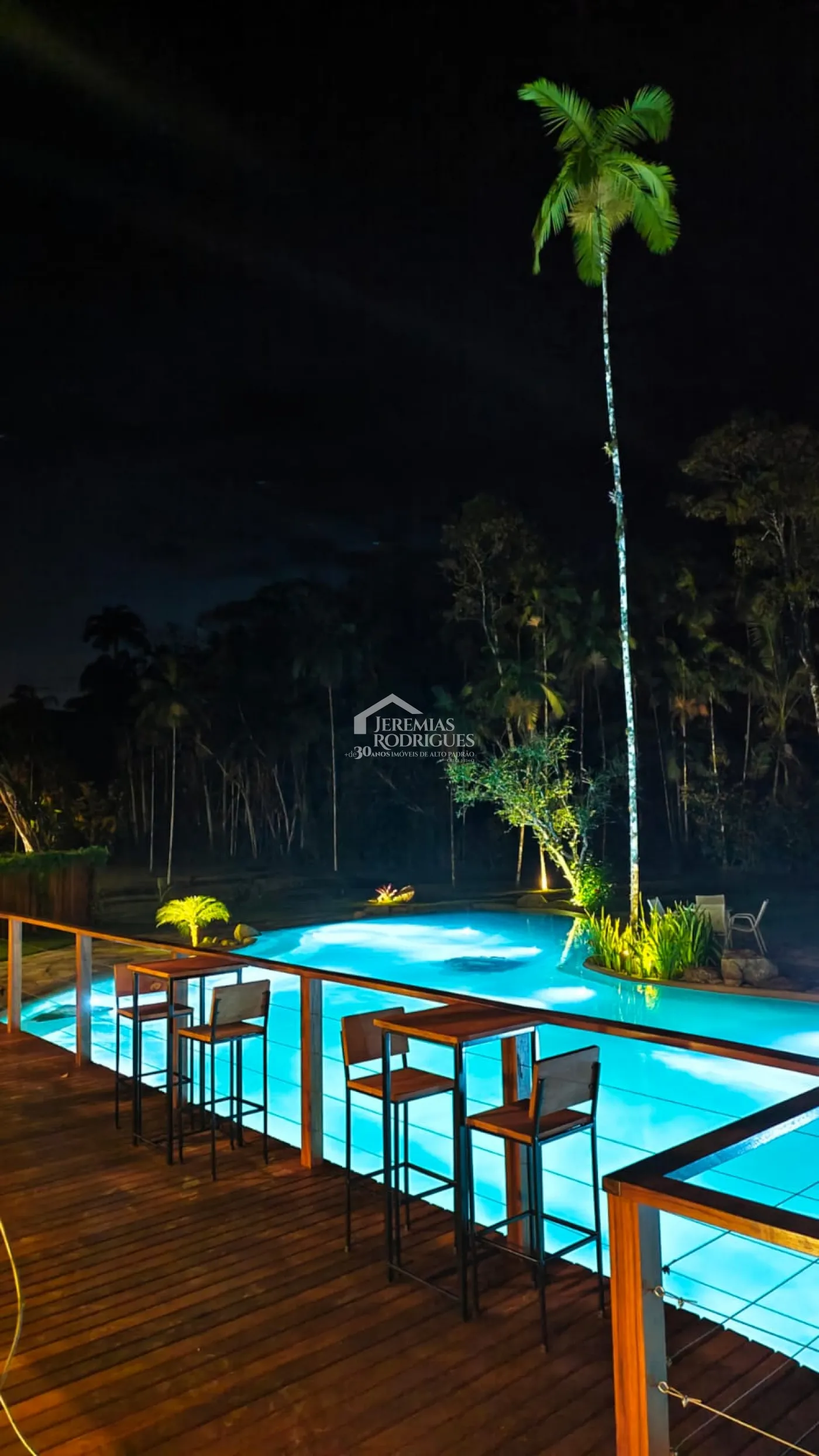 Casa com 3 dormitórios, 350 m² - Ubatumirim - Ubatuba/SP