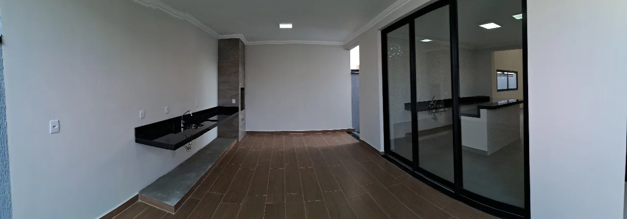 Casa à venda com 3 dormitórios no Condomínio Ouro Ville em Taubaté/SP. 