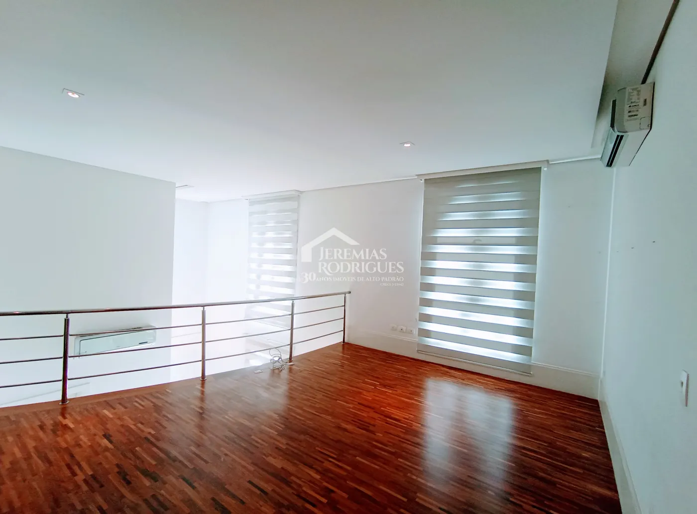 Casa para venda e locação com 4 suítes no Condomínio Taubaté Village em Taubaté/SP.