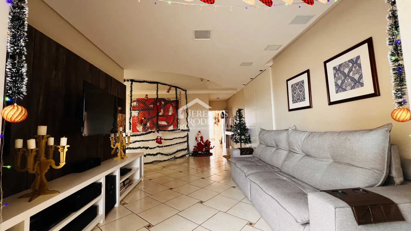 Casa com 4 dormitórios, 394 m² - Alto São Pedro - Taubaté/SP.