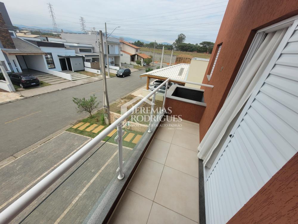 Casa com 3 dormitórios, 174 m² - Condomínio Residencial Laguna - Pindamonhangaba/SP