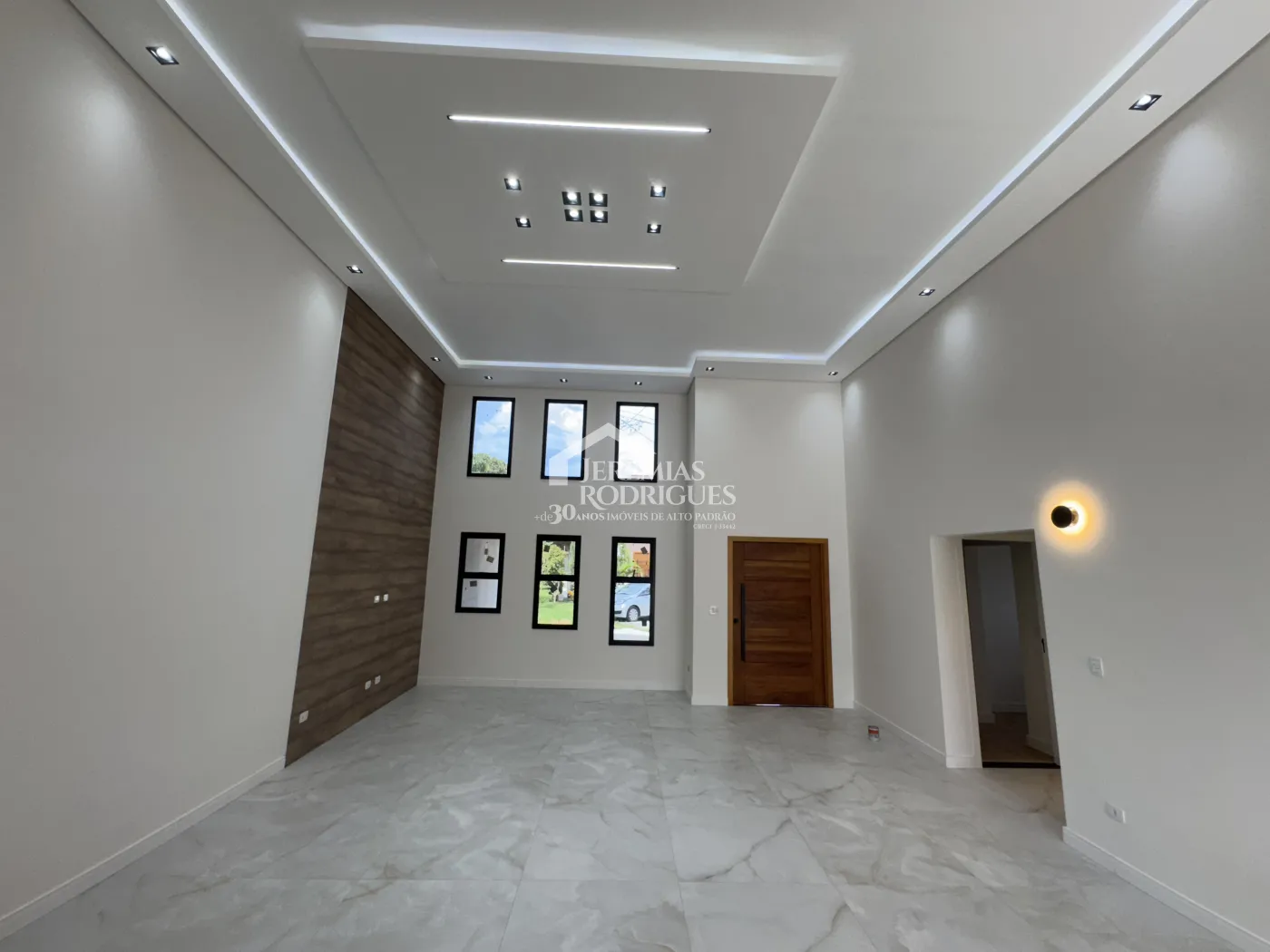 Casa à venda com 3 dormitórios no Condomínio Alphaville em Taubaté/SP