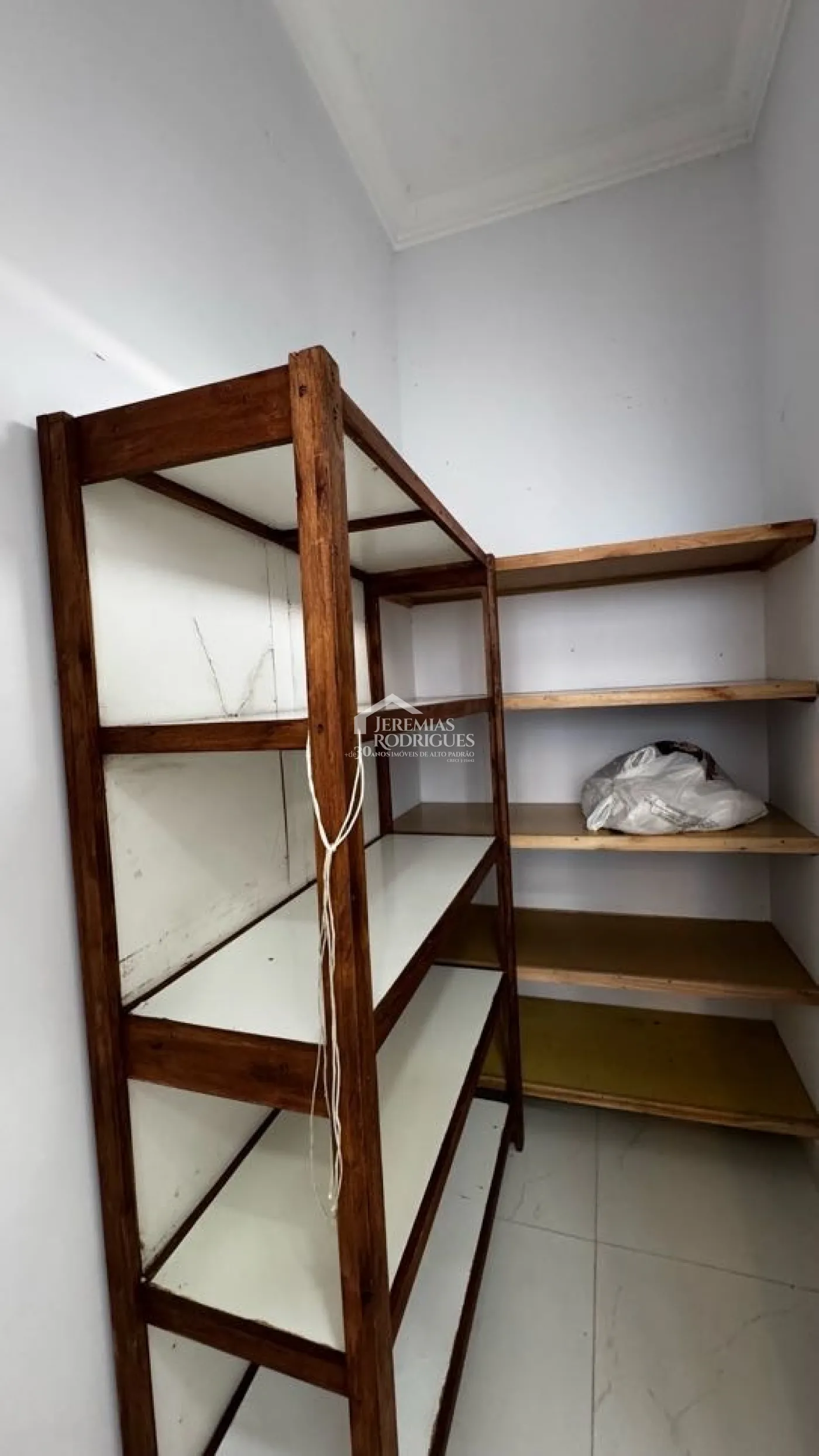 Casa para venda com 3 suítes no Condomínio Reserva dos Lagos em Pindamonhangaba/SP