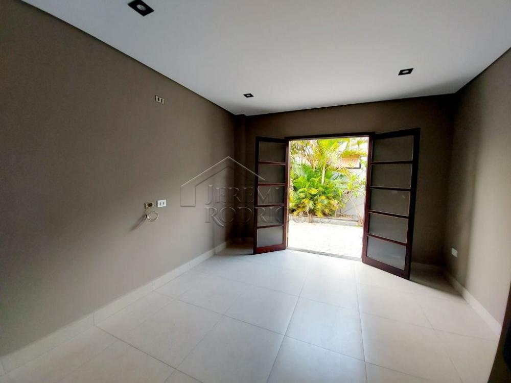 Casa à venda por R$ 930.000,00 - Tremembé/SP