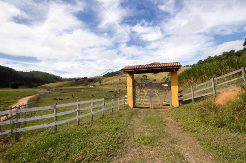 Fazenda com 4 dormitórios à venda, 968.000 m² - Lagoinha/SP