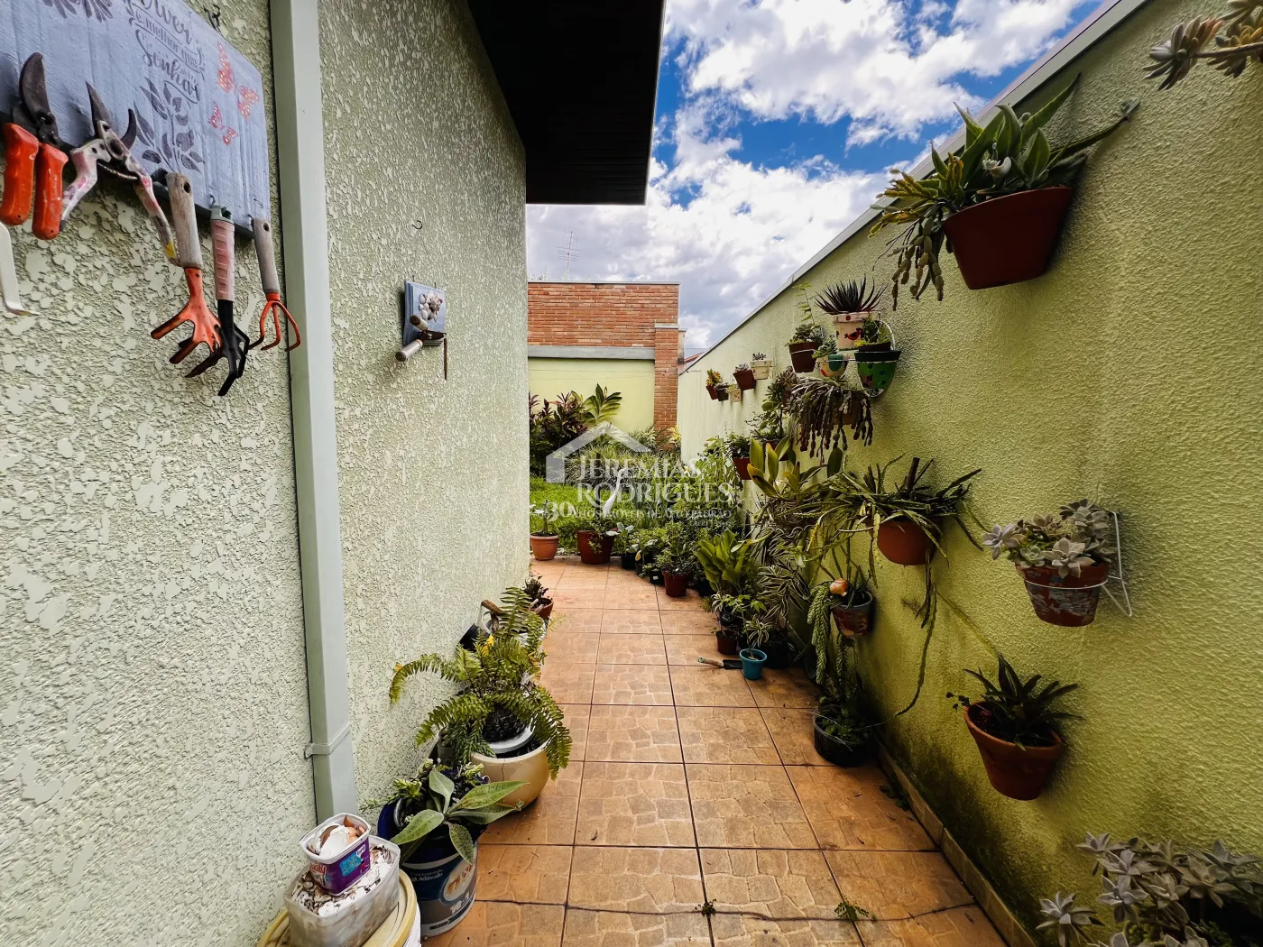 Casa com 4 dormitórios, 305 m² - Condomínio Taubaté Village - Taubaté/SP.