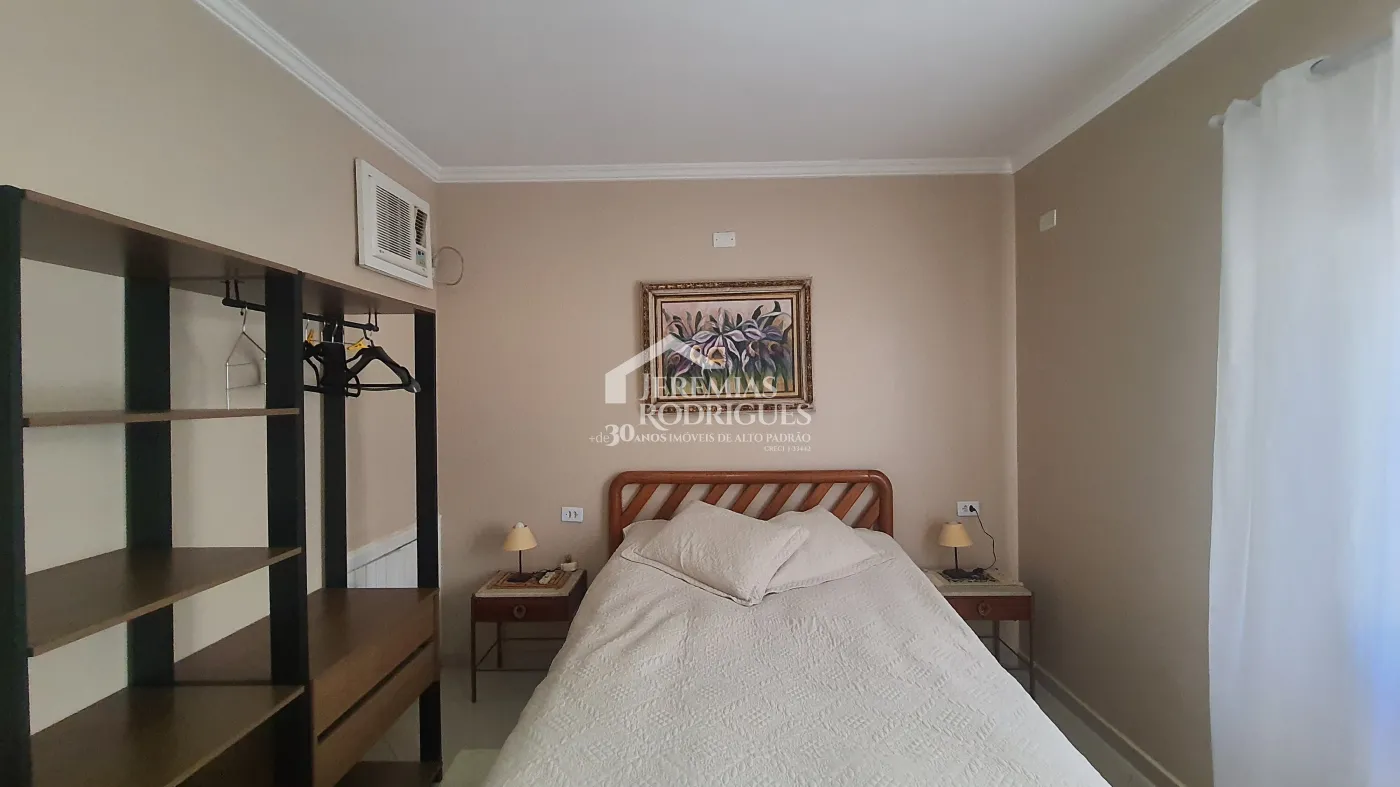 Casa para locação com 5 dormitórios no Centro em Taubaté/SP.
