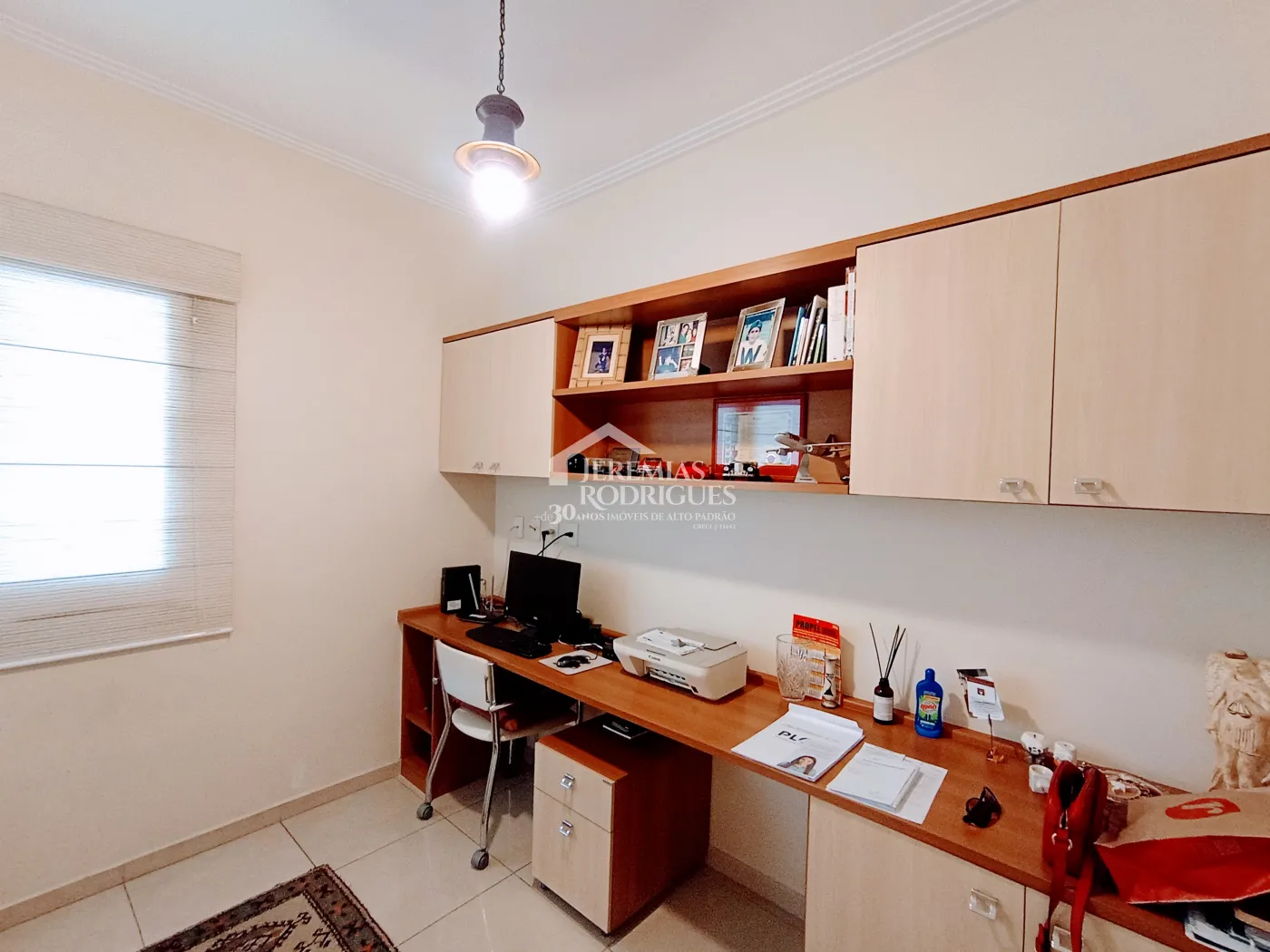 Casa à venda com 4 dormitórios no Condomínio Village Paineiras em Pindamonhangaba/SP