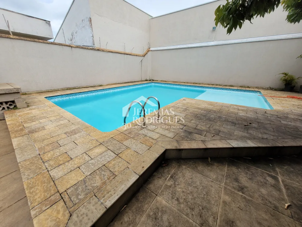 Casa com 3 quartos, 260 m², venda por R$ 1.050.000- Jardim Maria Augusta - Taubaté/SP
