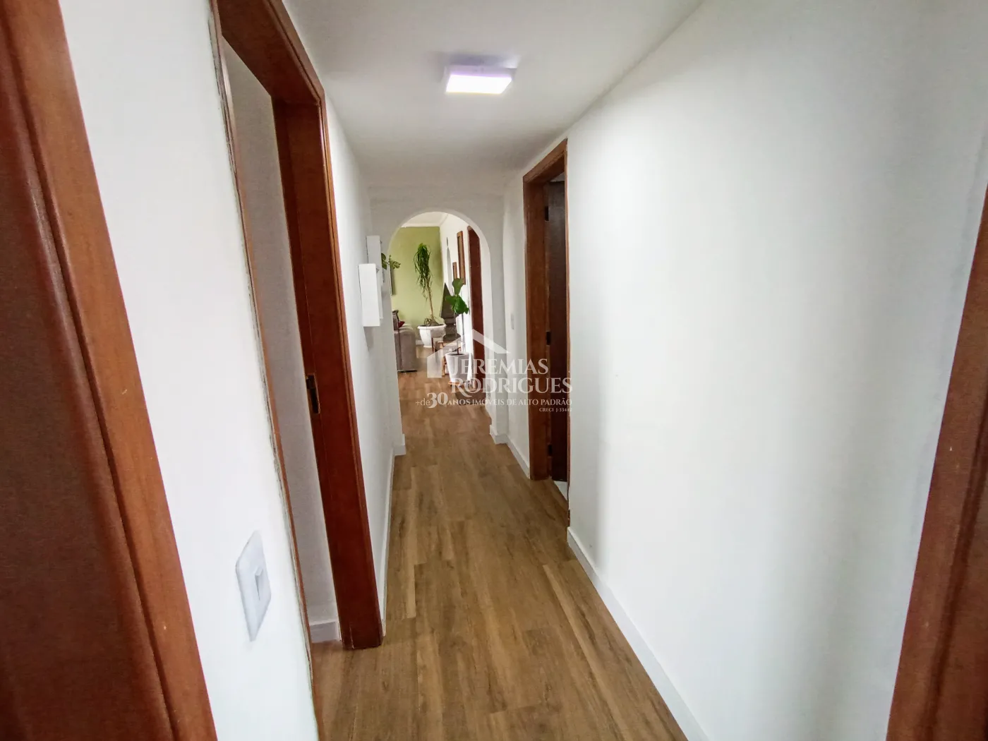 Apartamento à venda com 3 dormitórios, 149 m² - Condomínio Cabo São José em São Jose dos Campos/SP.