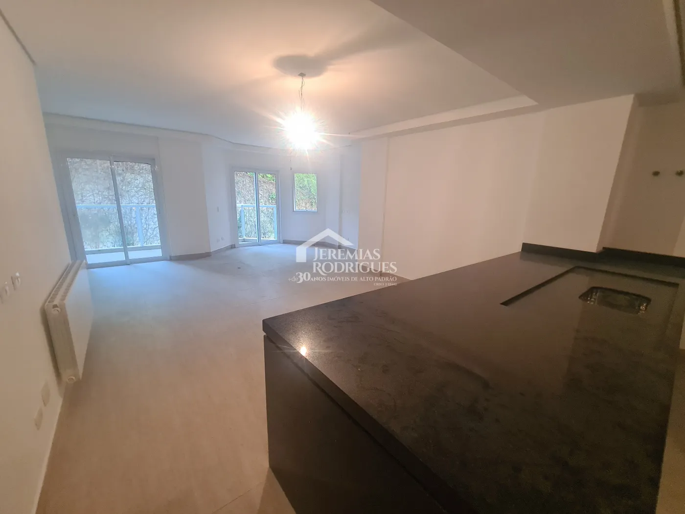 Apartamento para venda com 3 dormitórios no Condomínio Vila Americana em Campos do Jordão/SP