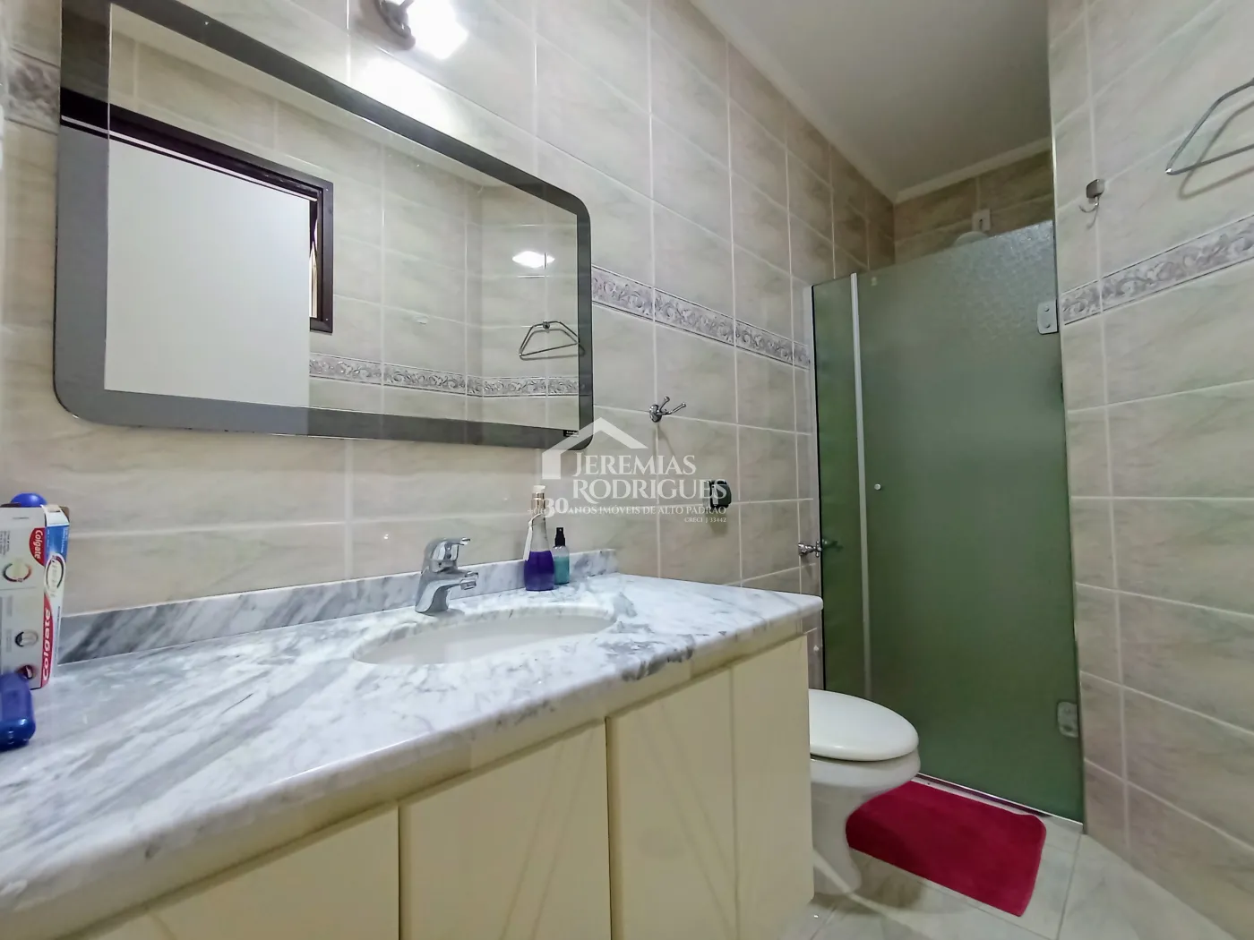 Apartamento para venda com 2 suítes no Edifício Rosa Abirached em Taubaté/SP