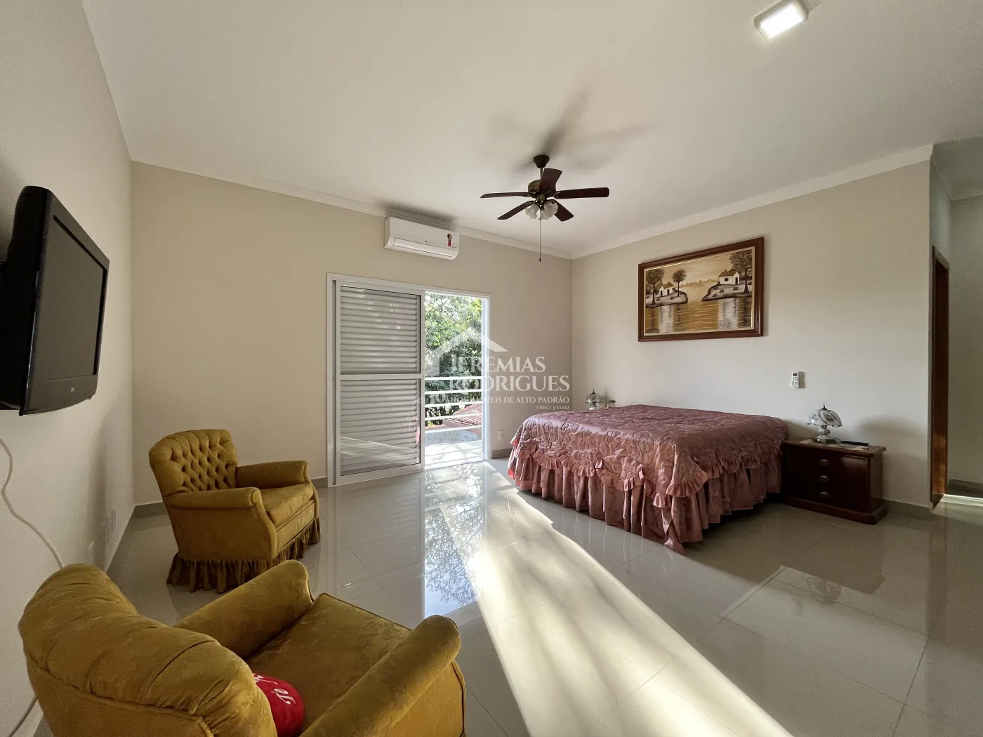 Casa de 693 m² à venda por R$ 2.104.000,00 - Tremembé/SP