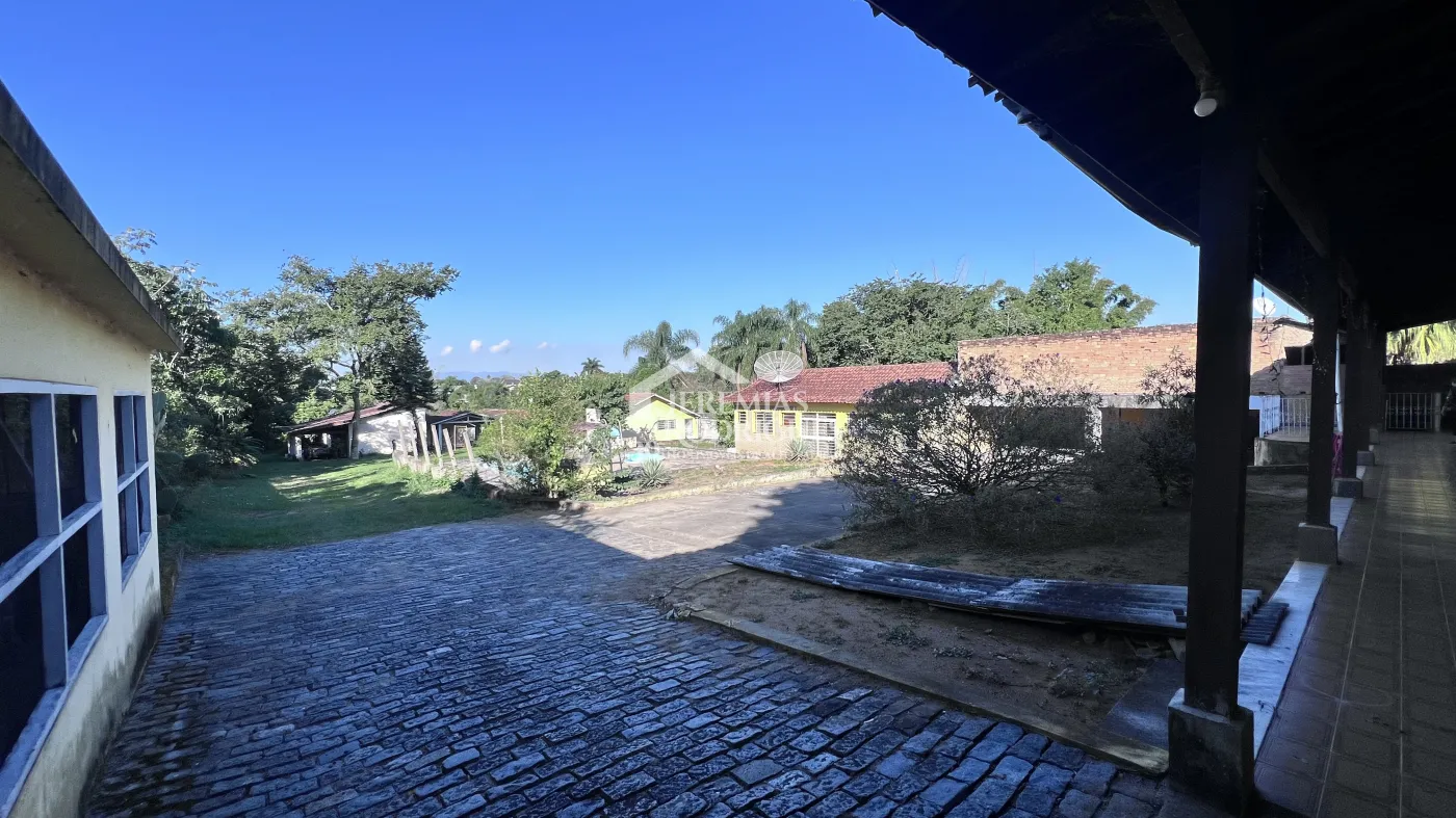 Chácara com 12 dormitórios, 900 m² - Guedes - Tremembé/SP