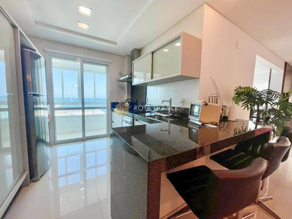 Beira Mar Apartamento Vista Mar 4 Suítes na Meia Praia — foto 11