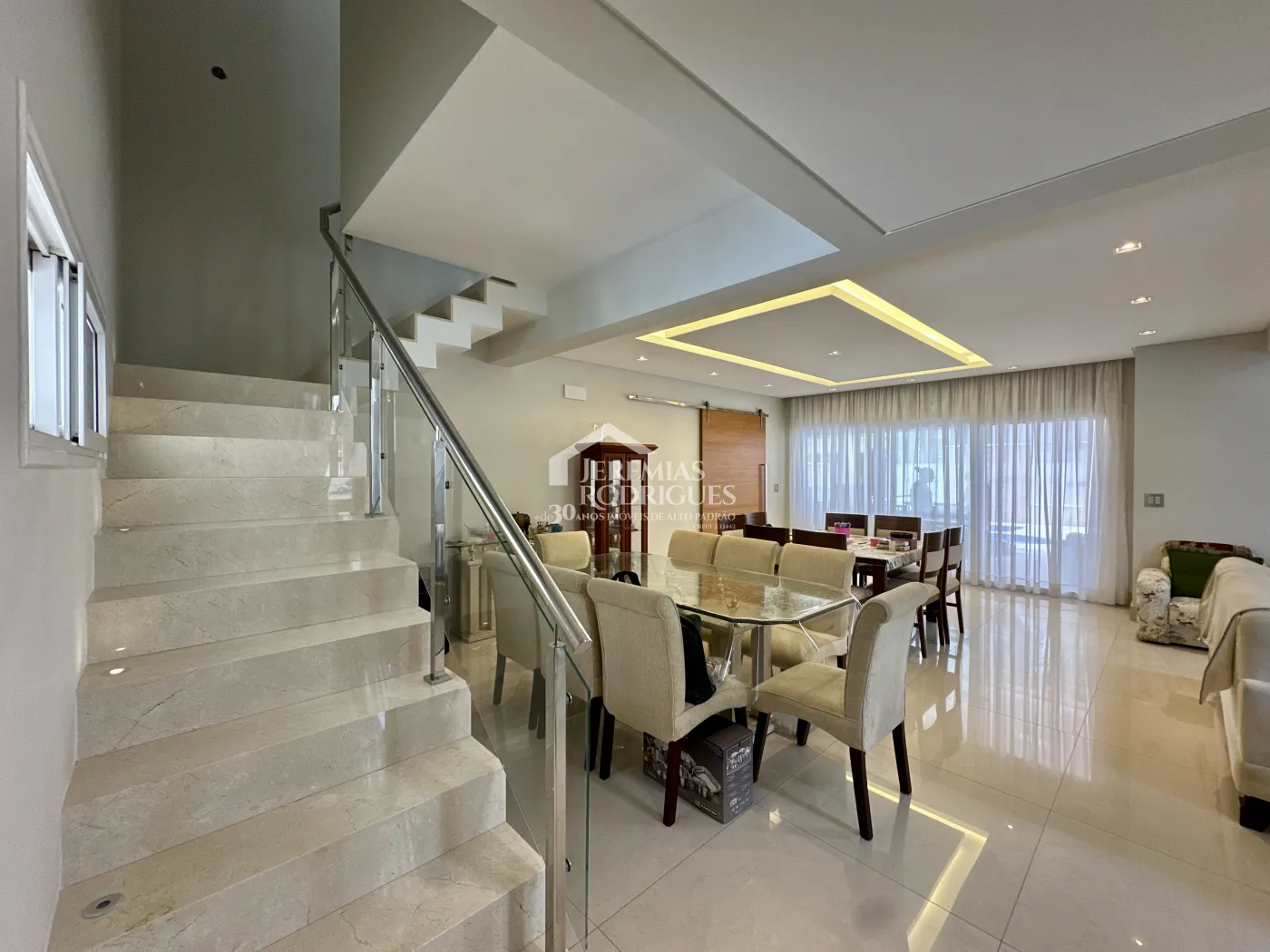 Casa com 4 dormitórios, 369 m² - Condomínio Terras de San Marco - Taubaté/SP.