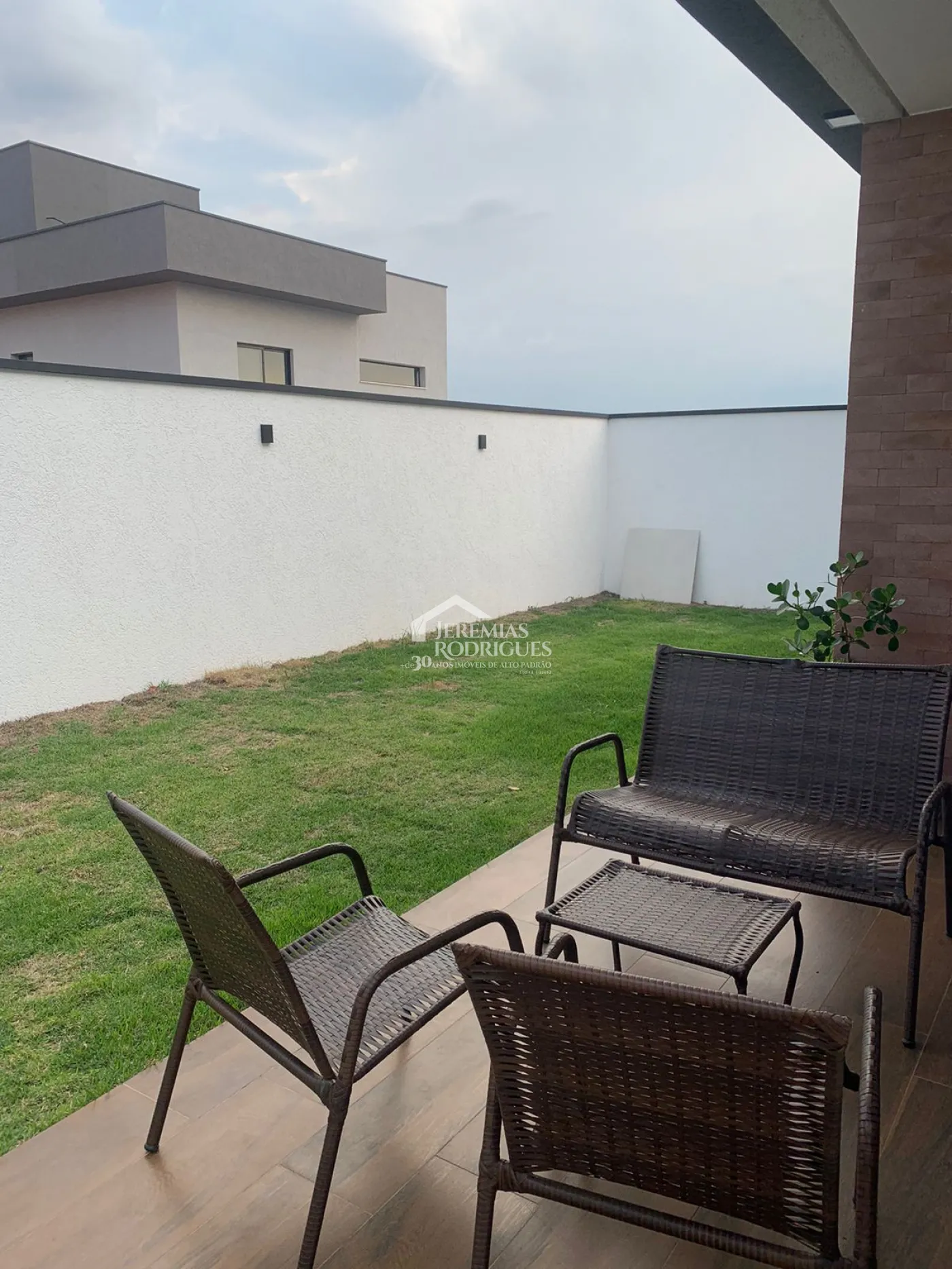 Casa com 3 dormitórios, 145 m² - Condomínio Cataguá Way- Taubaté/SP