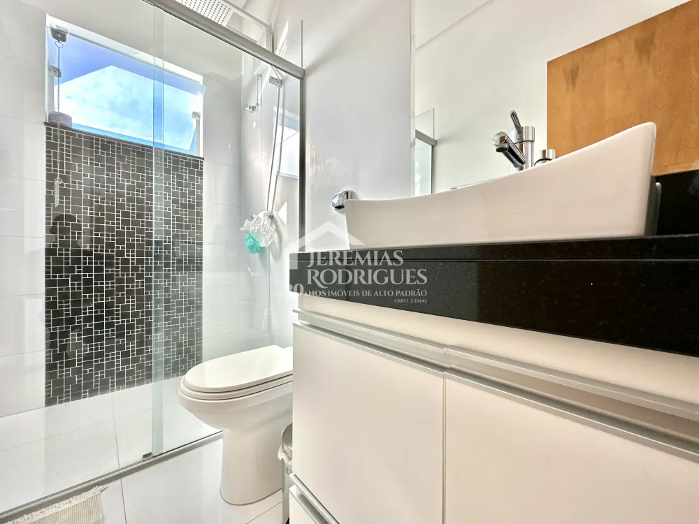 Casa mobiliada para locação no Condomínio Campos do Conde I em Tremembé/SP. 