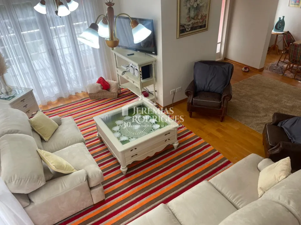 Casa com 6 dormitórios, 362 m² - Condomínio Iporanga, em Campos do Jordão/SP.