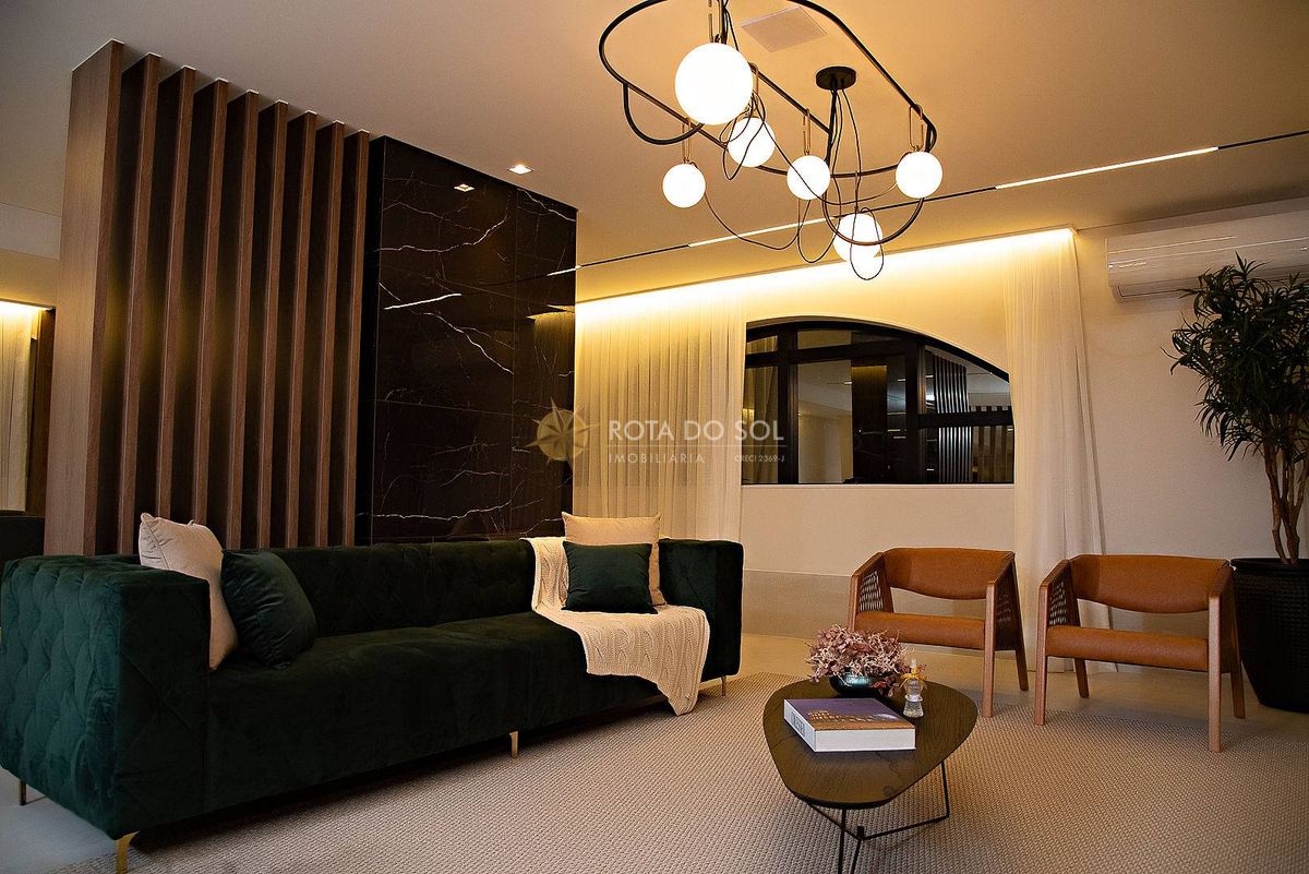 Villeneuve apartamento com 2 quartos e 1 vaga em Itapema