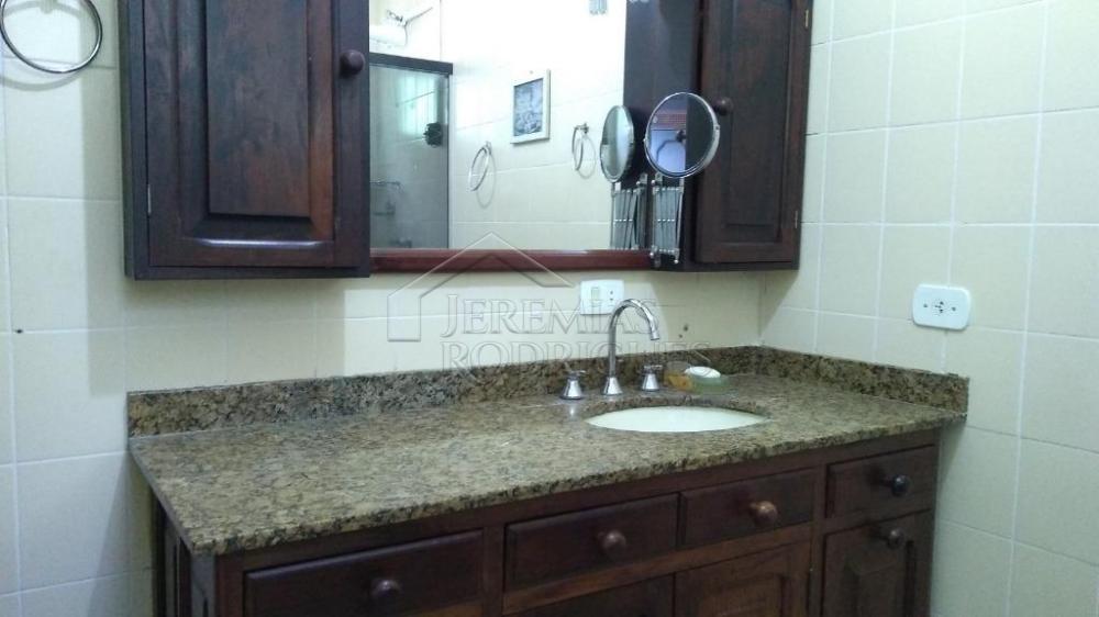 Casa à venda por R$ 990.000,00 - Taubaté/SP