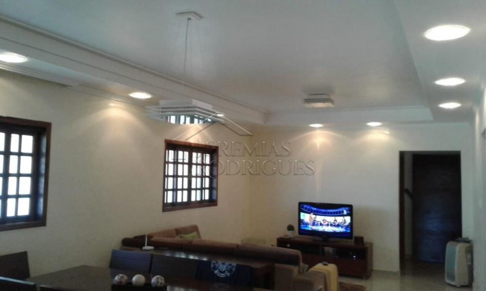Casa à venda por R$ 1.050.000,00 - Pindamonhangaba/SP