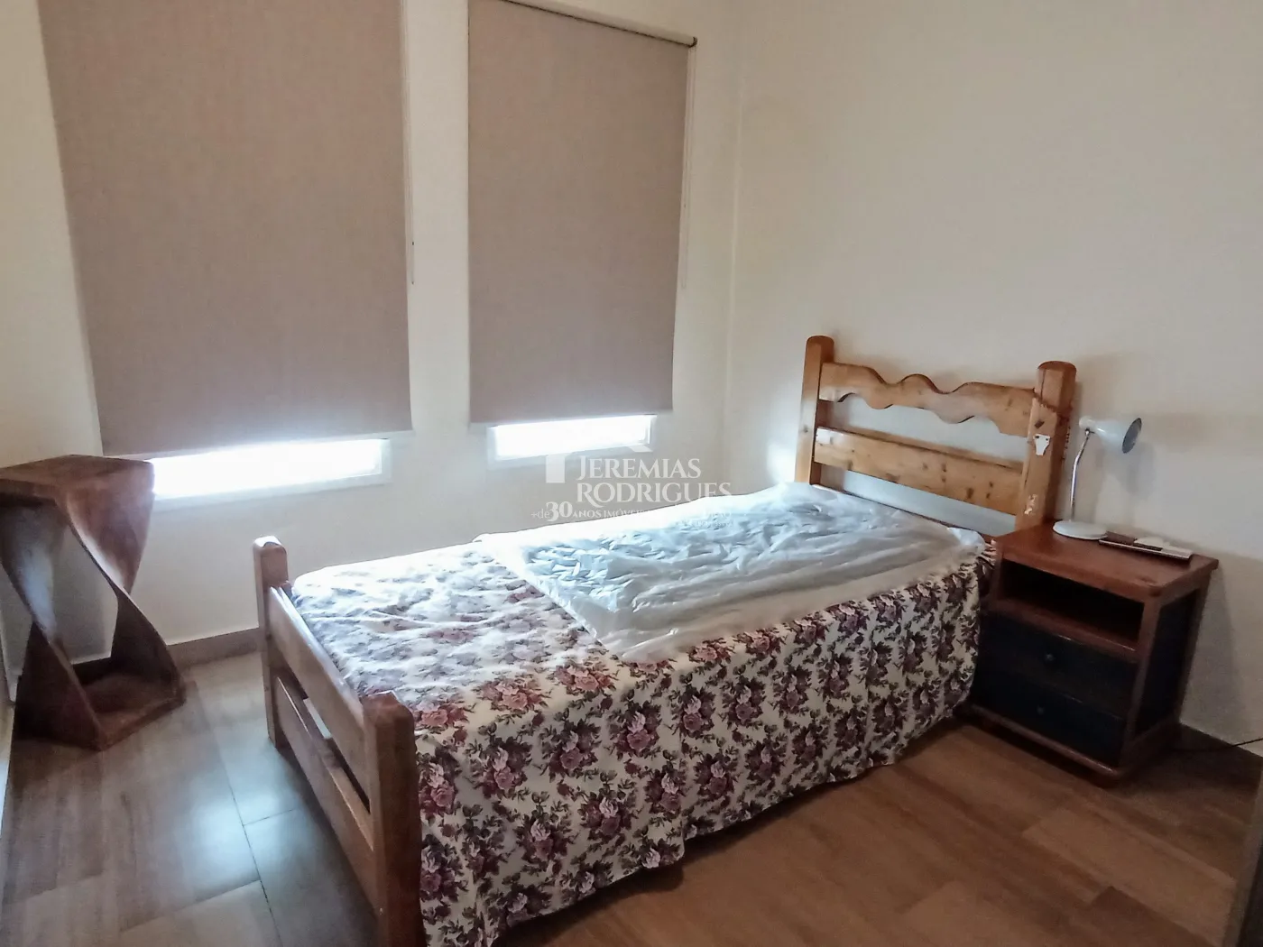 Casa para venda com 2 dormitórios no Residencial Charles Schineider em Taubaté/SP