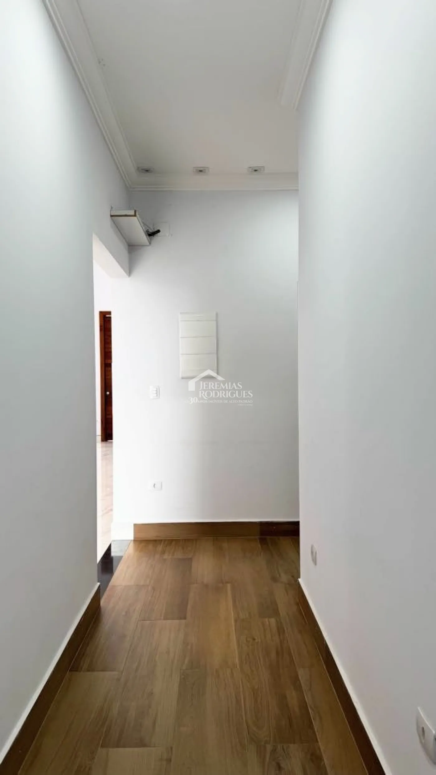 Casa para venda com 3 suítes no Condomínio Reserva dos Lagos em Pindamonhangaba/SP