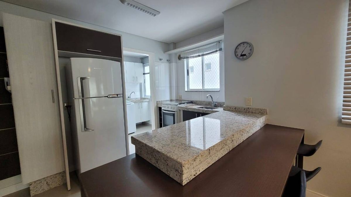 Apartamento Quadra Mar 2 Quartos Meia Praia Itapema SC