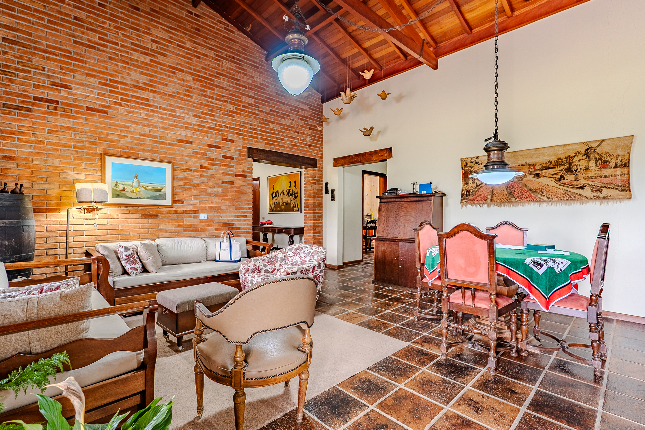 Fazenda à venda com 89,87 ha no bairro Piracuama em Pindamonhangaba/SP. 