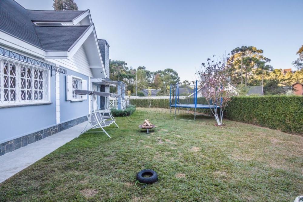 Casa à venda por R$ 3.200.000,00 - Campos do Jordão/SP