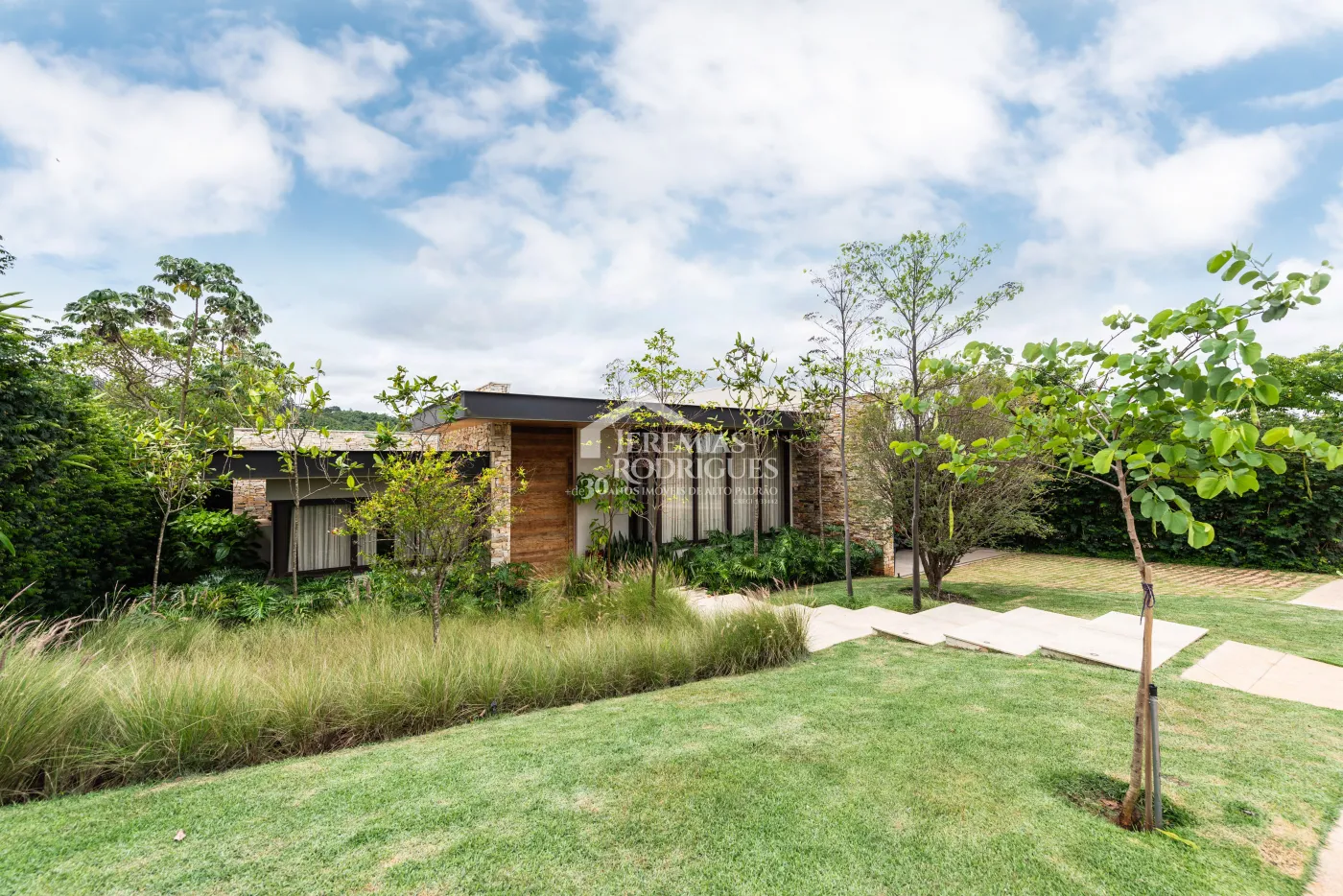 Casa para venda com 4 suítes no Condomínio Fazenda Dona Carolina em Itatiba/SP