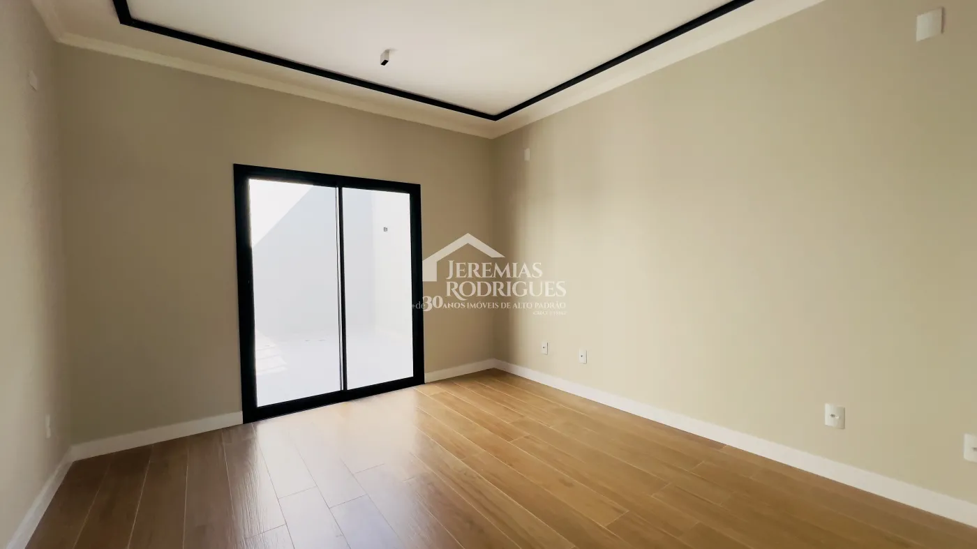 Casa à venda com 4 dormitórios no Condomínio Chácaras Cataguá em Taubaté/SP