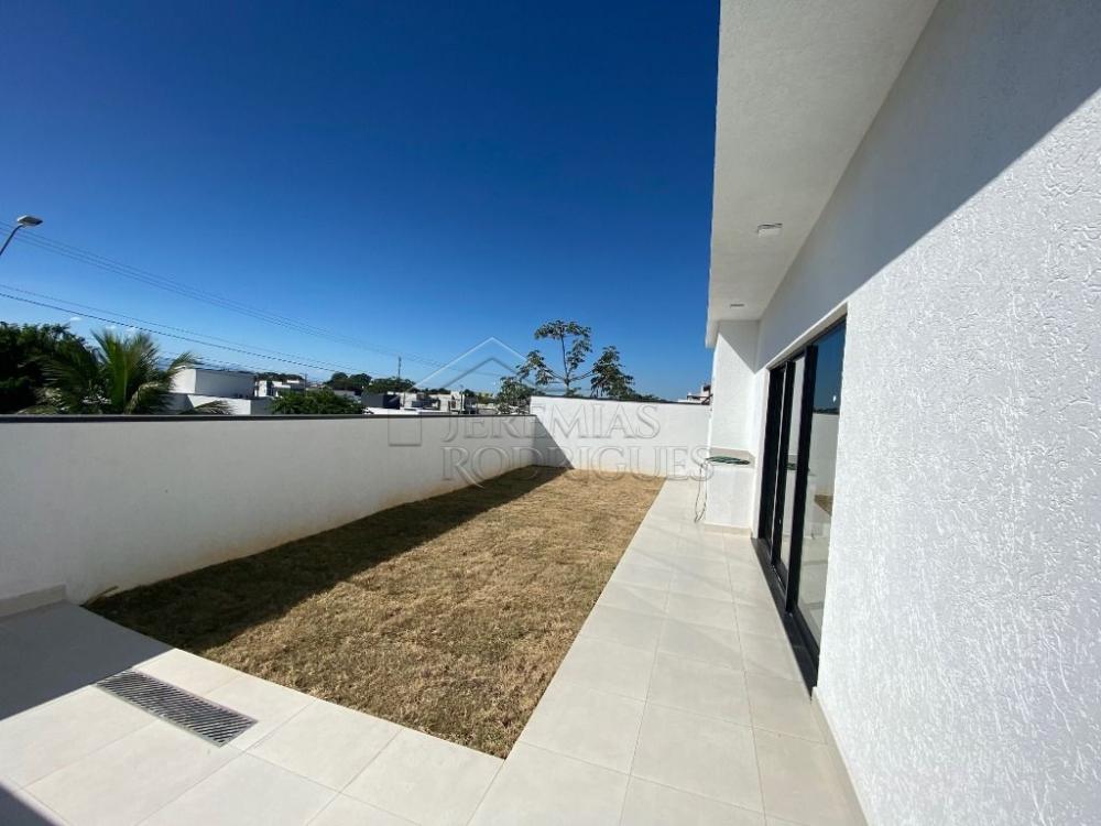 Casa à venda no Condomínio Parque das Araucárias em Tremembé/SP. 