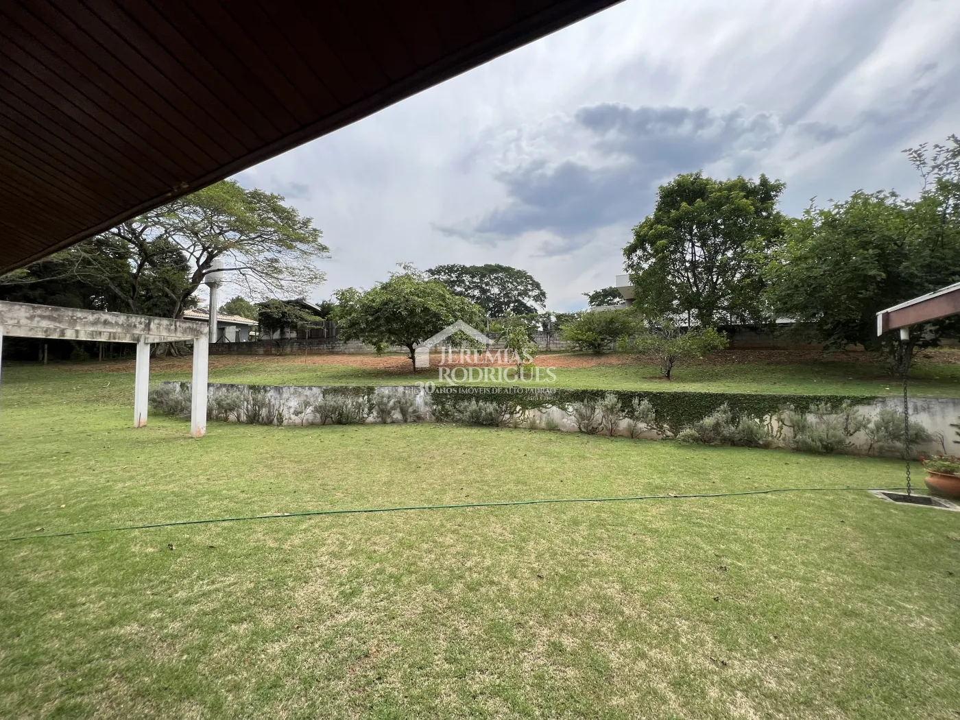 Casa com 3 dormitórios, 281 m² - Condomínio Chácaras Cataguá - Taubaté/SP